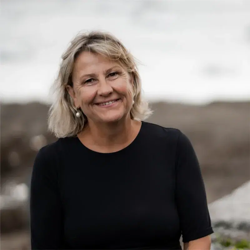 Portrait de Marie-Pierre Barra, courtière spécialisée chez MPB Courtage, cliente Lya