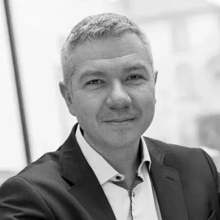 Portrait de Philippe Mariani, dirigeant de KOGIS, client Lya
