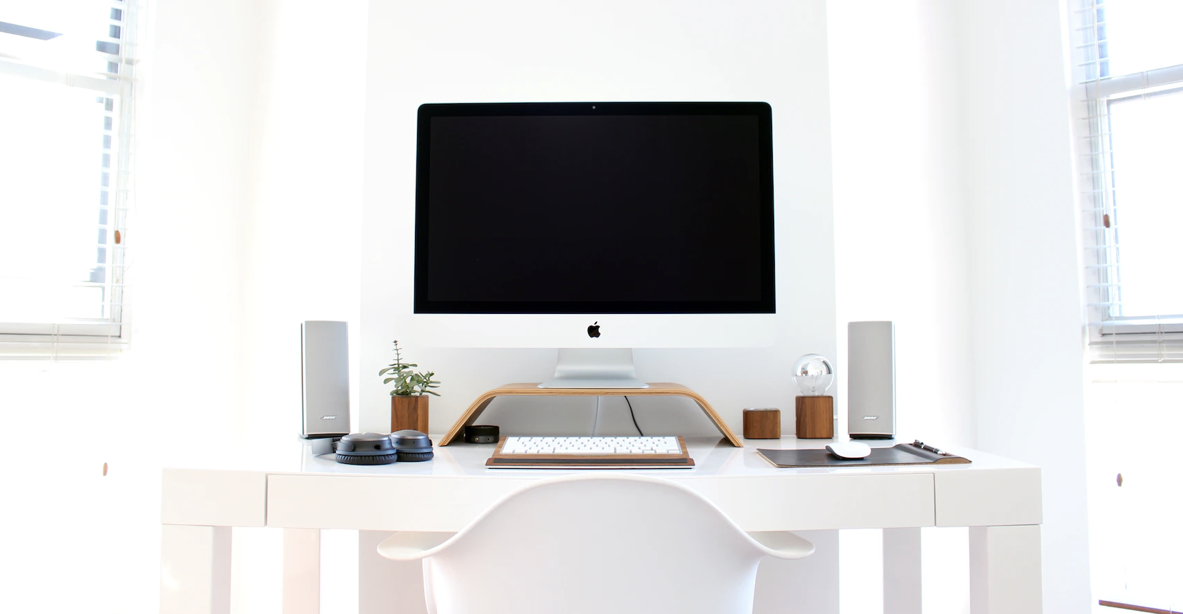 adopter le CRM lya courtage pour organiser son activité